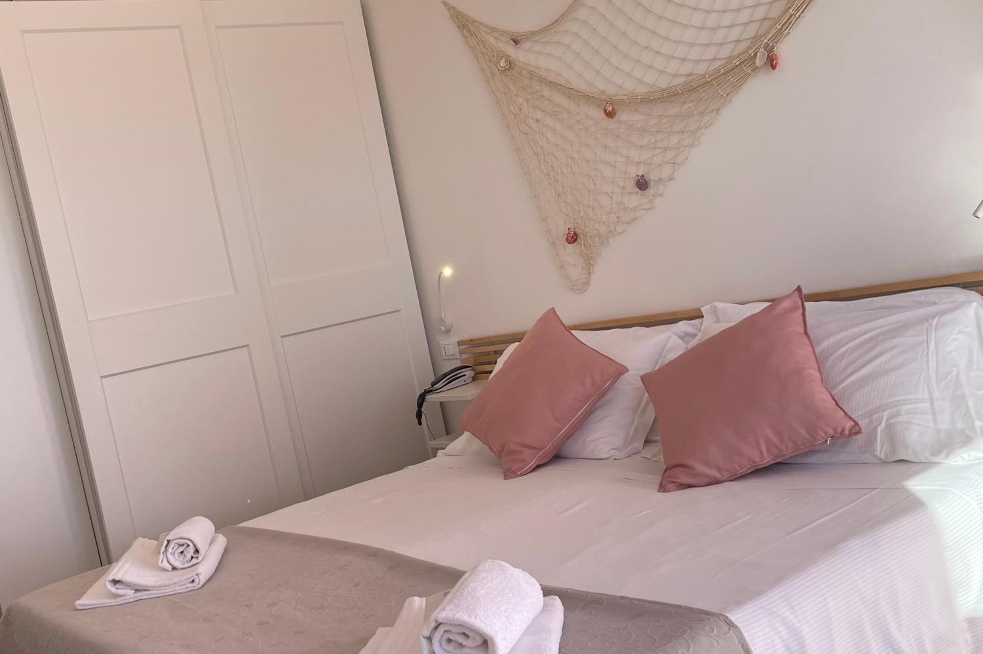 Capo Circeo Beach Resort Spa Fronte Mare 圣费利切-奇尔切奥 外观 照片