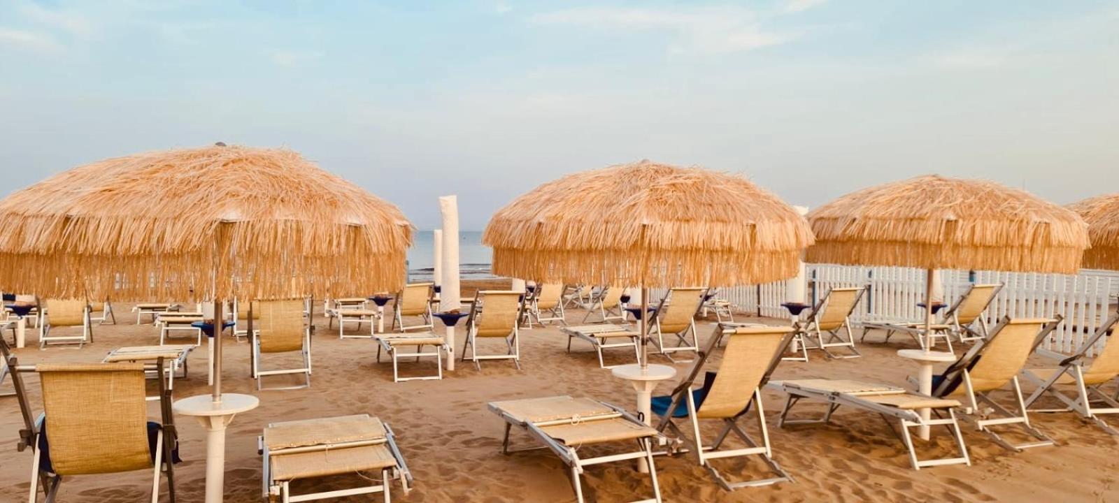 Capo Circeo Beach Resort Spa Fronte Mare 圣费利切-奇尔切奥 外观 照片
