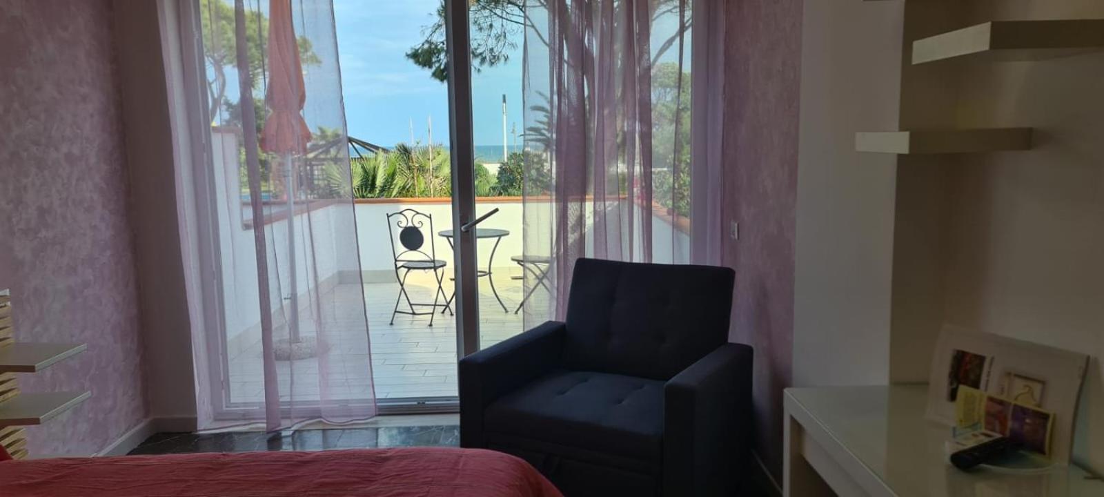 Capo Circeo Beach Resort Spa Fronte Mare 圣费利切-奇尔切奥 外观 照片